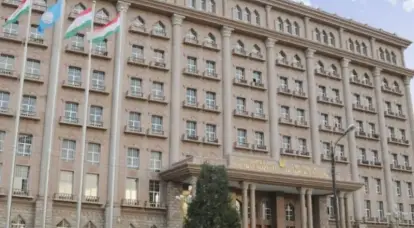 МИД Таджикистана вручил послу России ноту, обвинив РФ в якобы нарушениях прав таджикских граждан