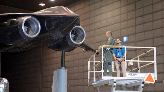 Фантастический летающий робот из фильма «Терминатор 3» станет реальным оружием